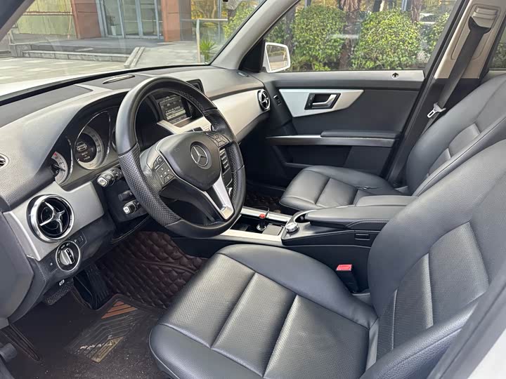 Mercedes-Benz GLK-Class 2014 GLK 260 4 MATIC — фото 10