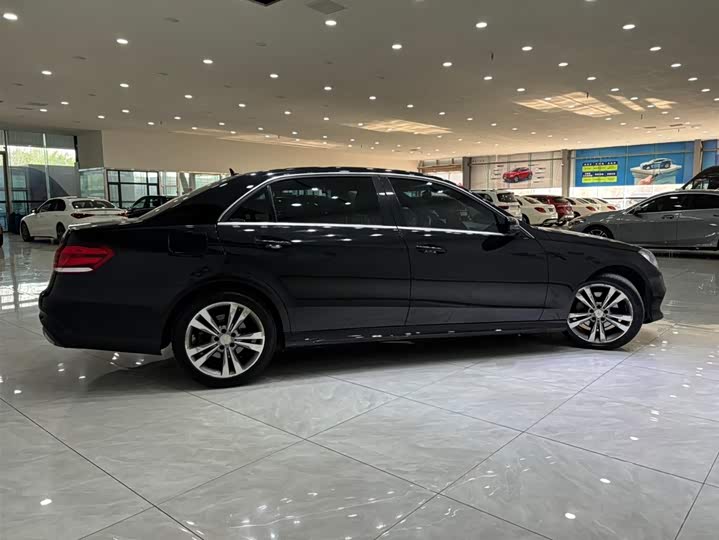 Mercedes-Benz E-Class 2015 E 200 L Sport — фото 2