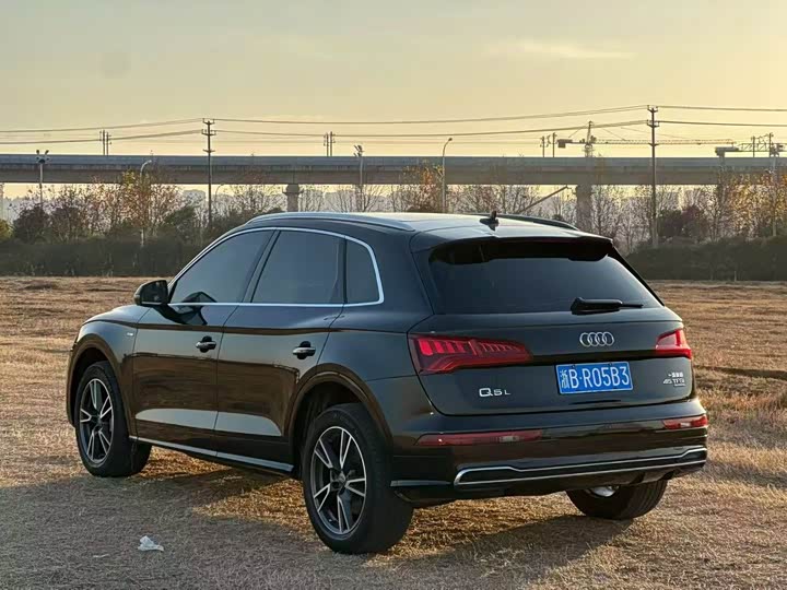 Audi Q5L 2020 40 TFSI — фото 7