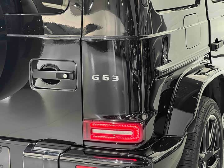 Mercedes-Benz G-Class 2022 AMG G 63 — фото 14