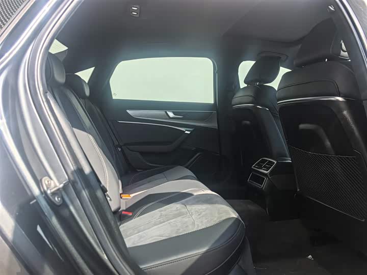 Audi A6L 2021 40 TFSI — фото 10
