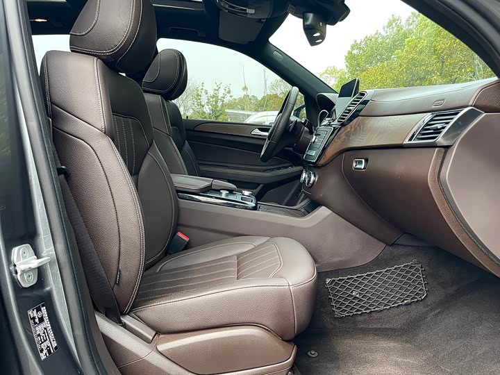 Mercedes-Benz GLE — фото 13