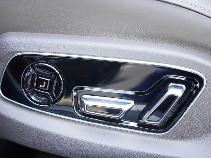 Audi A8 2024 A 8 L 55 TFSI quattro Flagship — фото 21