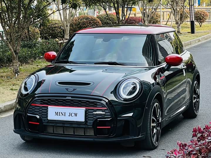 MINI Hatch — фото 1