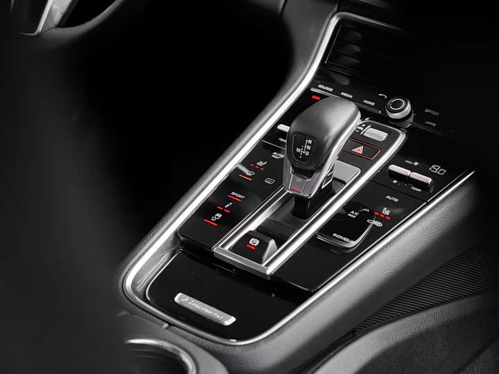 Porsche Panamera 2017 Panamera 3.0 T — фото 29