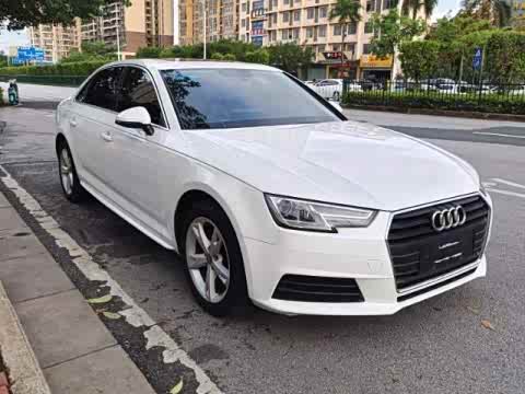 Audi A4L 2017 40 TFSI — фото 12