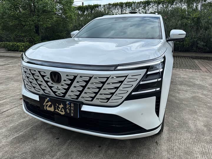 Changan CS75 PLUS 2025 UItra 2.0 T — фото 3