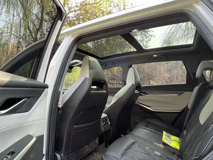 Changan CS75 PLUS 2023 2.0 T ATPremium — фото 10