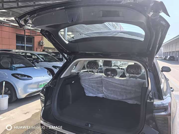Hongqi HS3 PHEV 2025 117km PLUS — фото 5
