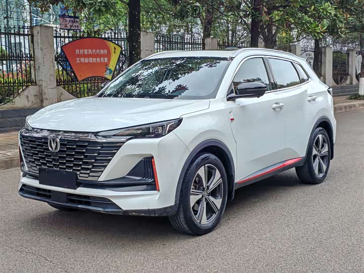 Changan CS55 PLUS 2022 1.5 T DCTPremium — фото 1