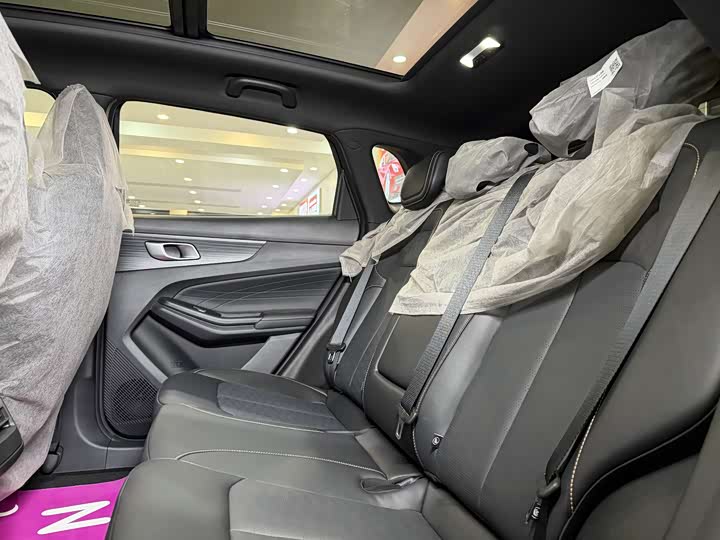 Changan CS55 PLUS PHEV 2025 125km — фото 10