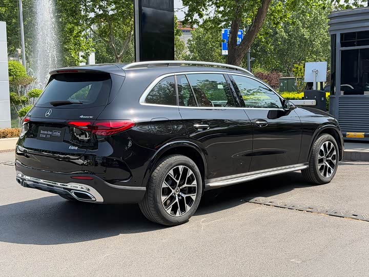 Mercedes-Benz GLC 2025 350 e L 4 MATIC — фото 6