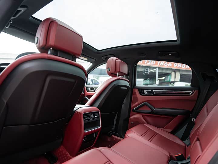 Porsche Cayenne 2019 Cayenne Coupé 3.0 T — фото 10