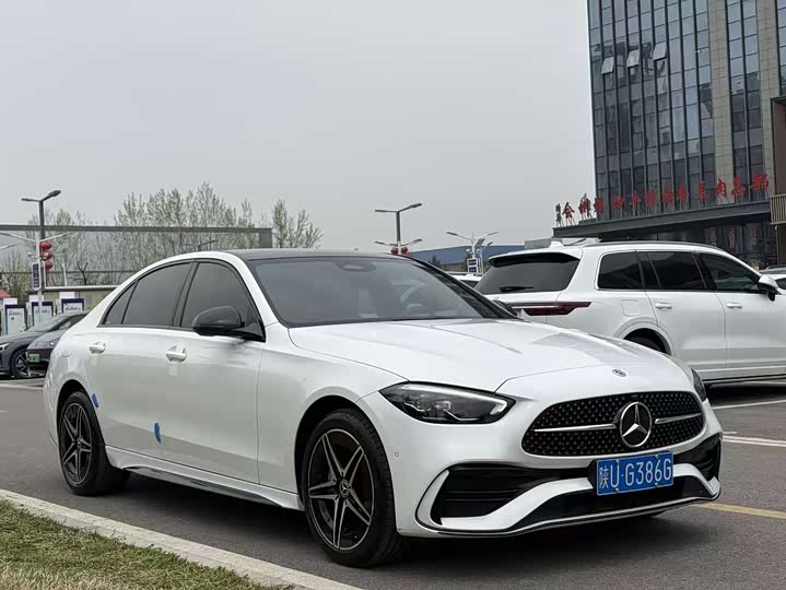 Mercedes-Benz C-Class 2023 C 260 L — фото 3