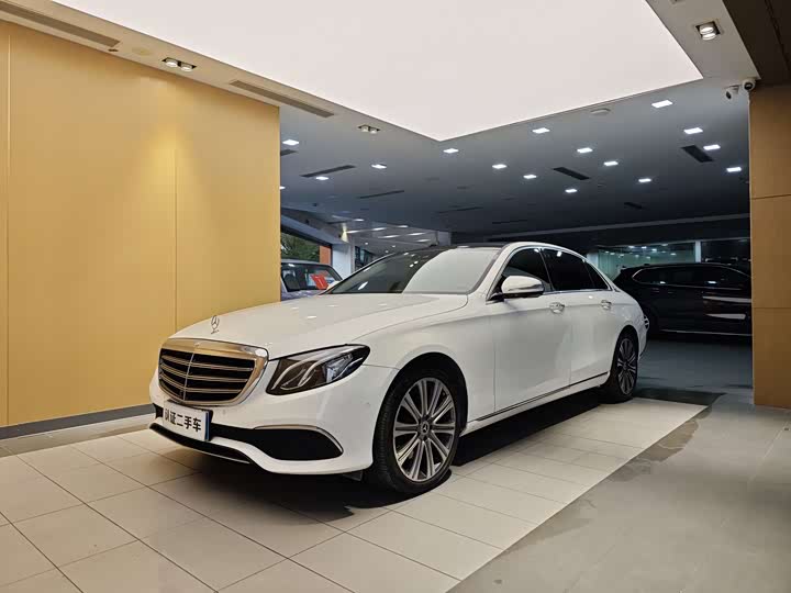 Mercedes-Benz E-Class 2016 E 300 L — фото 1