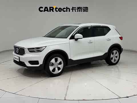 Volvo XC40 2022 T 4 WD — фото 29