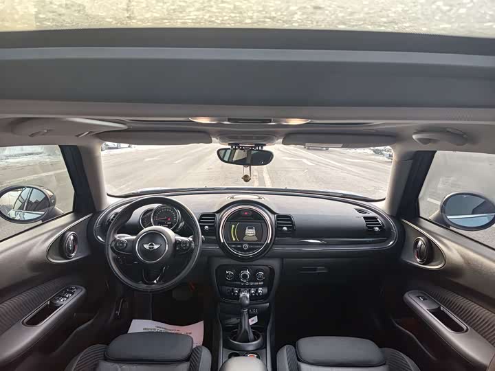 MINI Clubman — фото 6