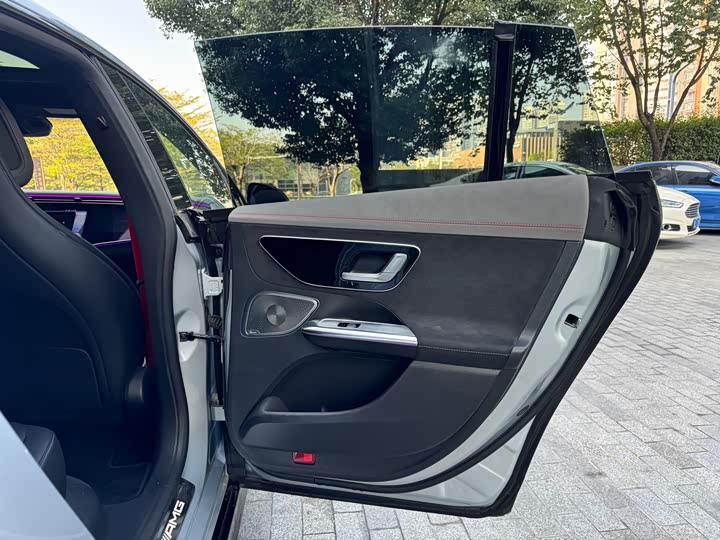 Mercedes-Benz EQE 2023 AMG EQE 53 4 MATIC+ — фото 16