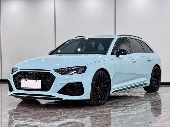 Audi RS4 2024 RS 4 Avant — фото 1