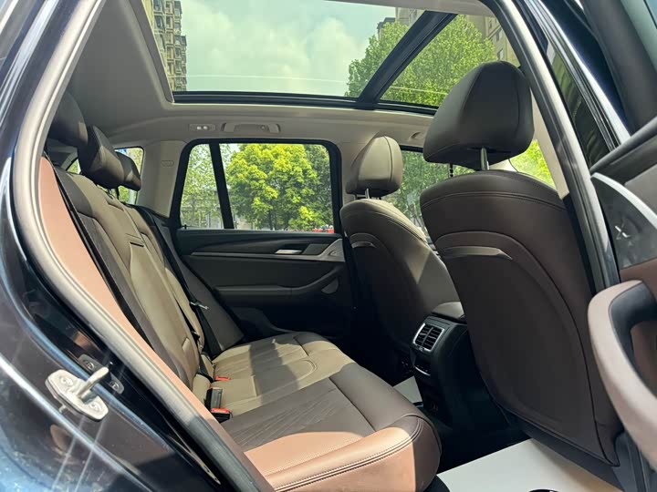 BMW X3 2022 x Drive 30i Leading M — фото 12