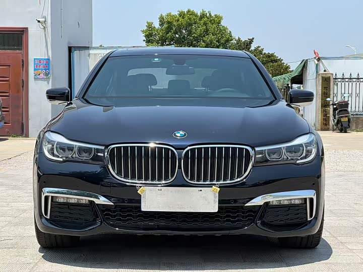 BMW 7 Series — фото 2