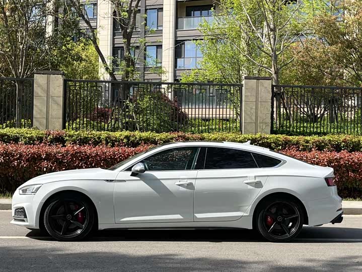 Audi A5 2017 Sportback 40 TFSI — фото 7