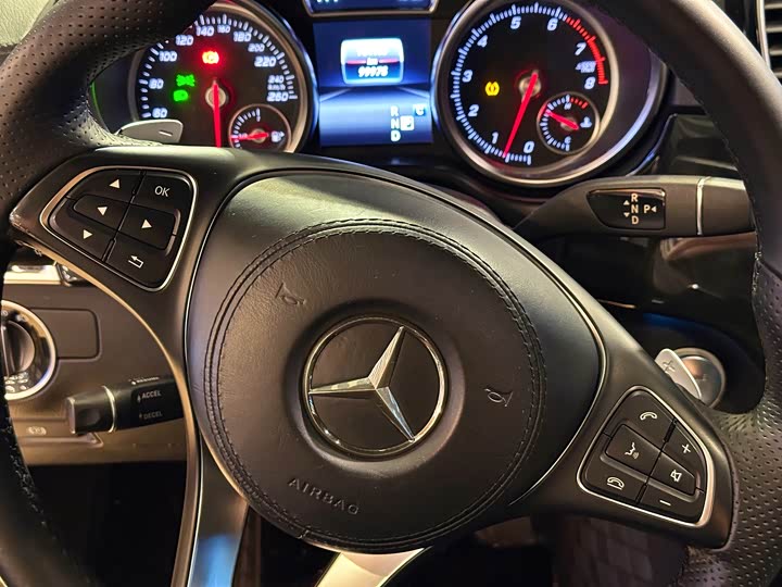 Mercedes-Benz GLS 2018 GLS 450 — фото 27