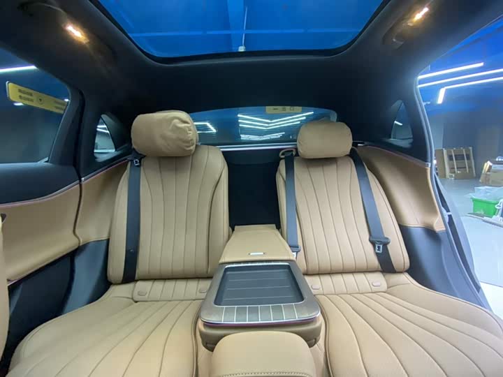 Mercedes-Benz E-Class 2024 E 300 L Luxury — фото 19