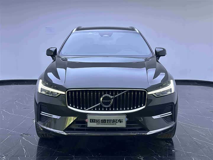 Volvo XC60 2022 B 5 4 WD — фото 2