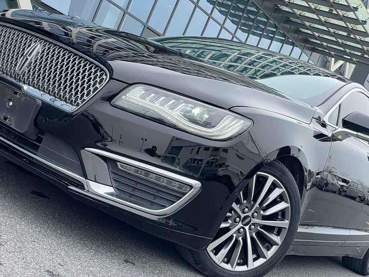 Lincoln MKZ 2017 2.0 T — фото 4