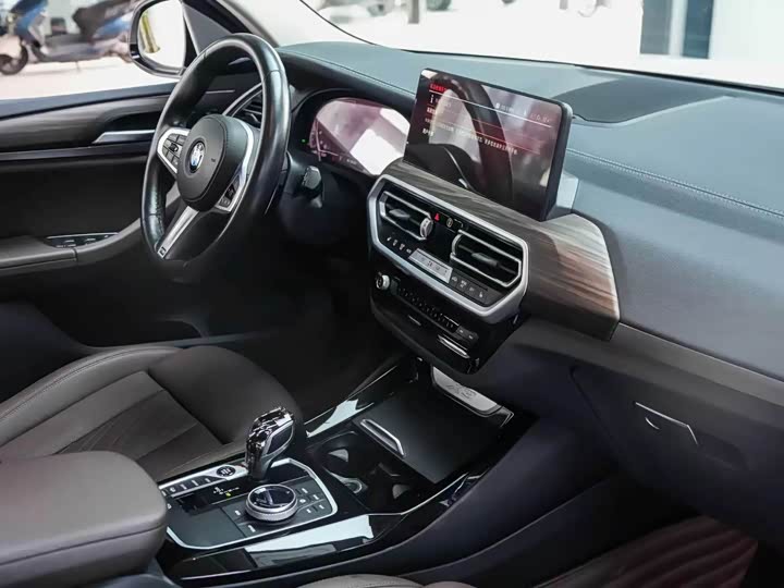 BMW X3 2022 x Drive 30i Leading M — фото 8