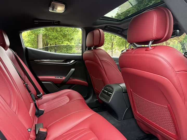 Maserati Ghibli 2017 3.0 T — фото 11