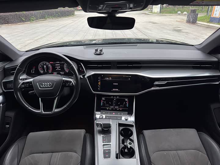 Audi A6L 40 TFSI — фото 11