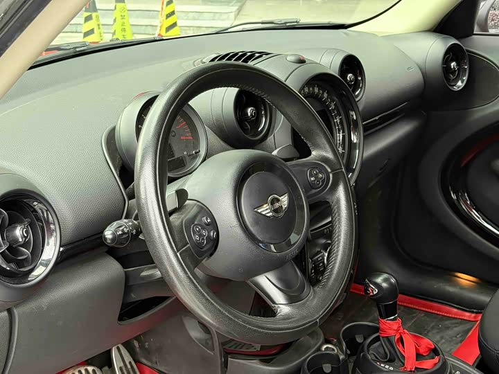 MINI Countryman — фото 11