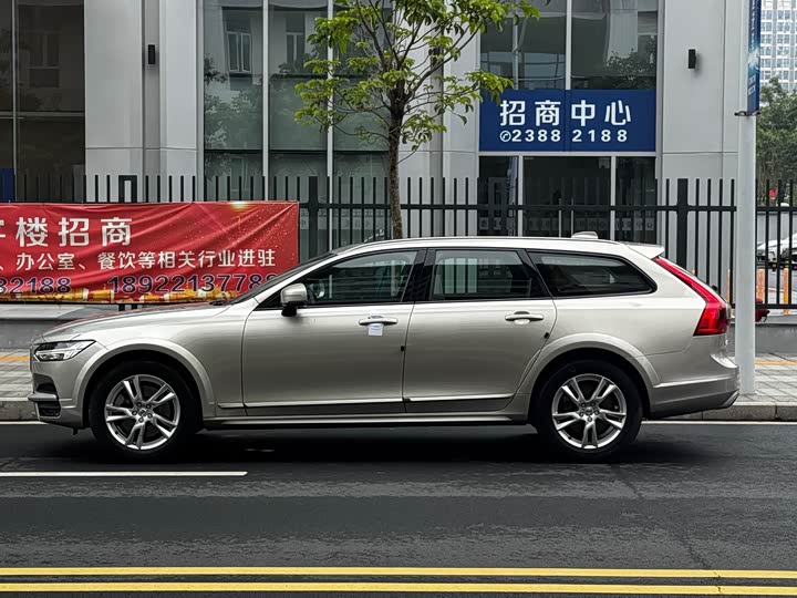 Volvo V90 2019 Cross Country T 5 AWD VI — фото 19
