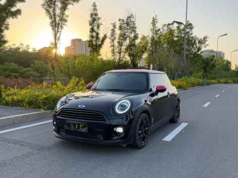 MINI Hatch — фото 12