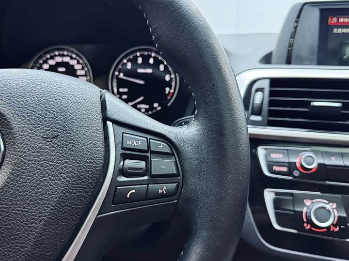 BMW 1 Series — фото 19