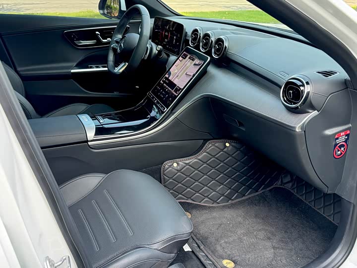 Mercedes-Benz C-Class 2023 C 200 L — фото 9