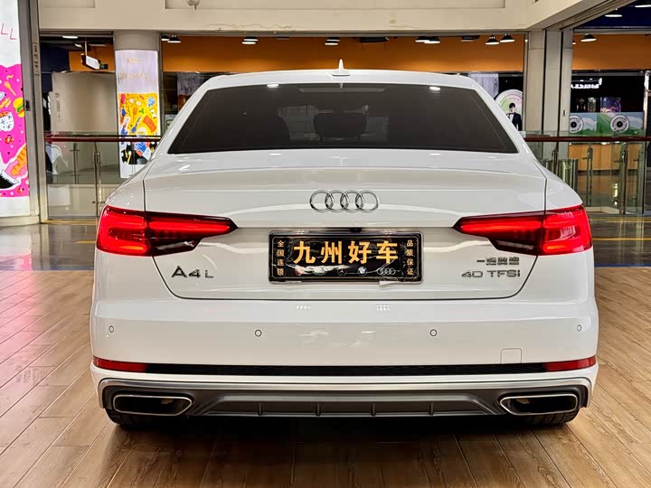 Audi A4L 2019 40 TFSI VI — фото 6