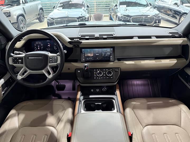 Land Rover Defender — фото 12
