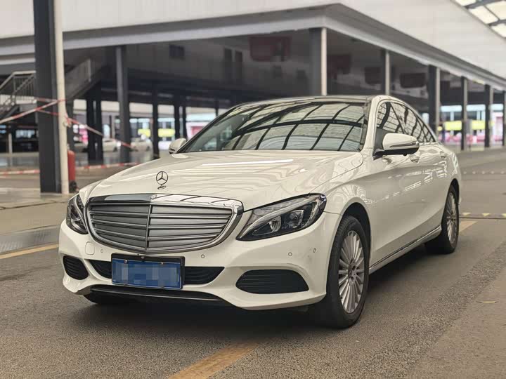 Mercedes-Benz C-Class 2015 C 200 L — фото 1