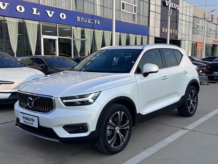 Volvo XC40 2021 T 4 WD — фото 1
