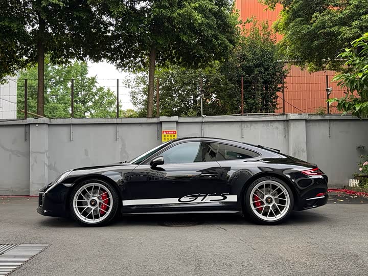 Porsche 911 2017 Carrera GTS 3.0 T — фото 2