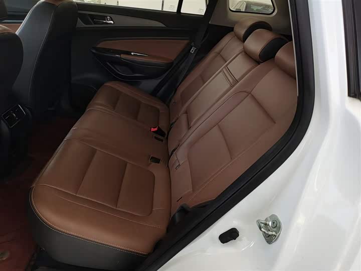 Changan CS75 2017 1.8 T AT 4 WDElite — фото 17