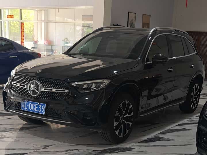 Mercedes-Benz GLC 2025 GLC 260 L 4 MATIC Luxury — фото 1