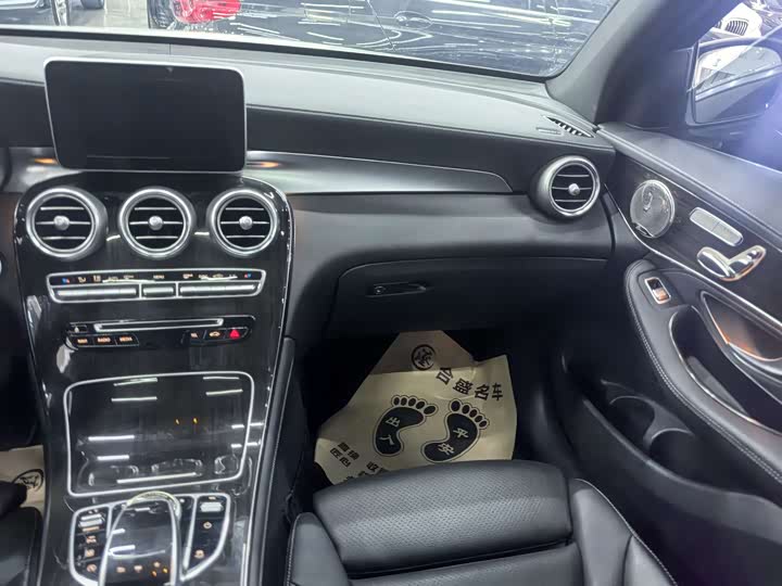 Mercedes-Benz GLC 2017 GLC 260 4 MATIC — фото 14