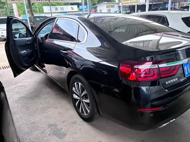 Citroen C6 2020 400 THP Luxury — фото 11