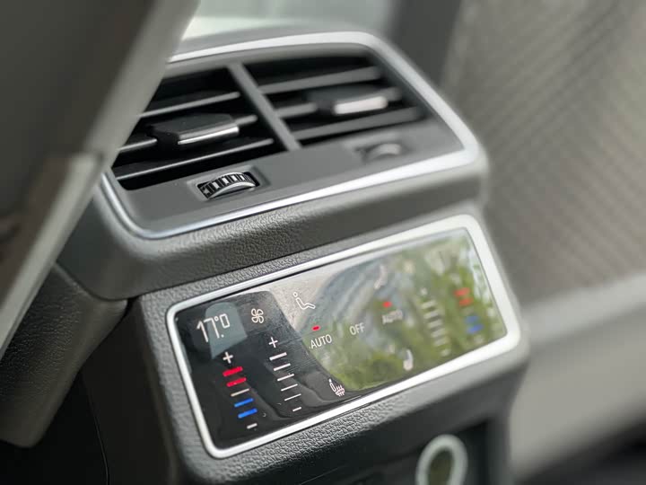 Audi A6L 2020 55 TFSI quattro — фото 7