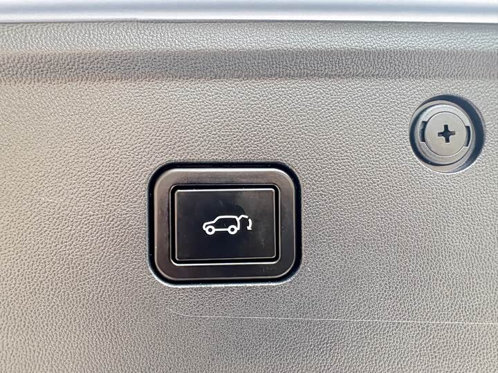 Changan UNI-K 2021 2.0 T Premium — фото 28