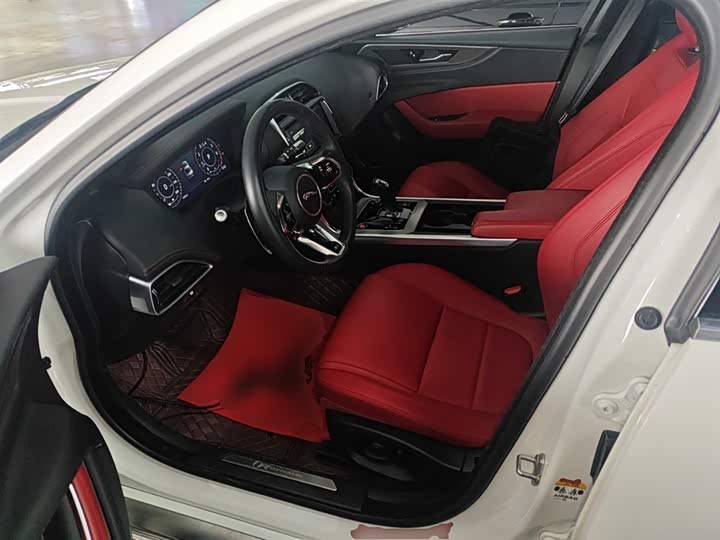 Jaguar XEL 2022 2.0 T 250 PS R-DYNAMIC S — фото 11